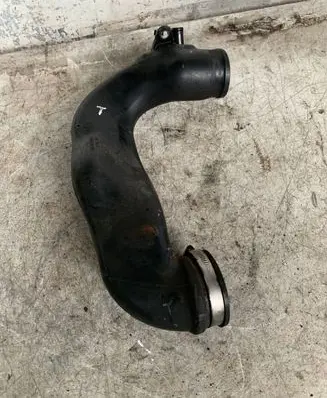 Opel Zafira B Intercooler hose/pipe 8980055583