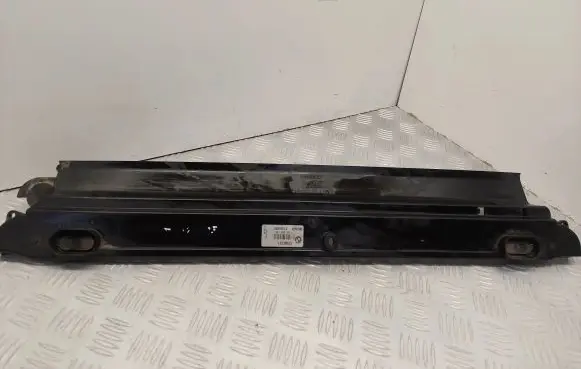 Radiator trim
