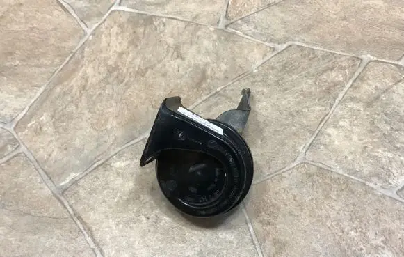 Mercedes-Benz C W204 Horn signal A046466
