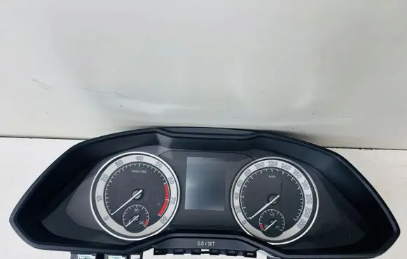 Skoda Superb B8 (3V) Speedometer (instrument cluster) 3V0920710 1573952618