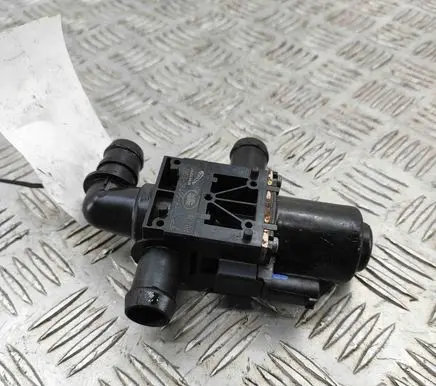 Jaguar I-Pace Coolant heater J9D318495AA