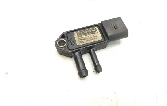 Volkswagen Golf Plus Exhaust gas pressure sensor 076906051B