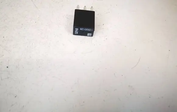 Opel Insignia A Other relay 13500128