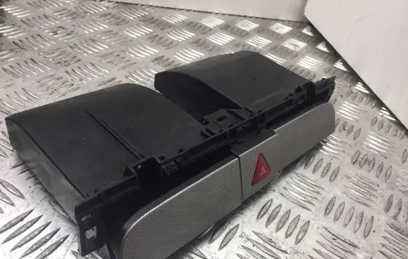 Volkswagen PASSAT B6 Dashboard storage box/compartment 3C0858407 11081