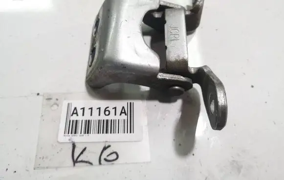 Honda Civic Front door upper hinge 