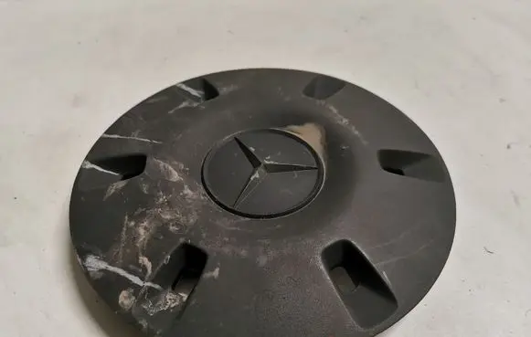 Mercedes-Benz Sprinter W906 R16 wheel hub/cap/trim A9064010025