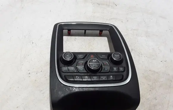 Dodge Durango Air conditioner control unit module 68253735AH