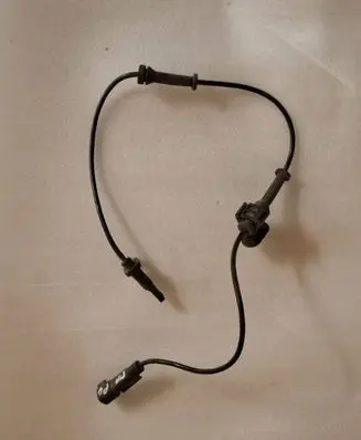 Chevrolet Camaro ABS brake wheel speed sensor 92199861