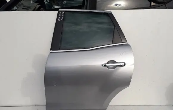Mazda CX-7 Rear door