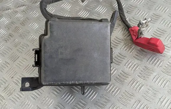 SsangYong Tivoli Fuse box set 8235035320 82350-35320
