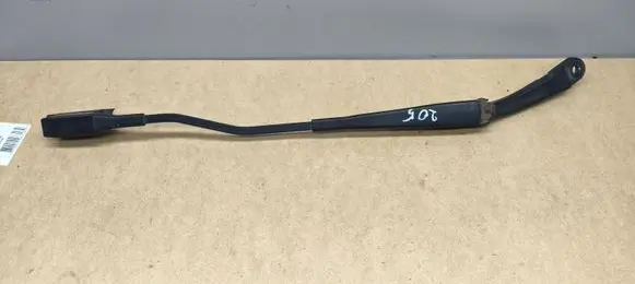 Mercedes-Benz C W205 Front wiper blade arm A2058205300