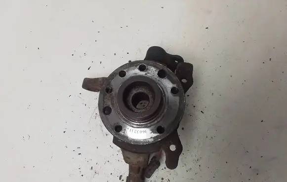 Opel Zafira A Front wheel hub spindle knuckle 1603211