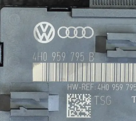 Volkswagen Touareg II Door control unit/module 4H0959795B