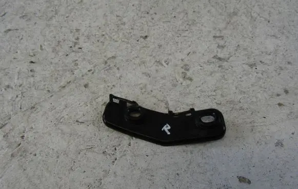 BMW X1 F48 F49 Front bumper mounting bracket 7354770