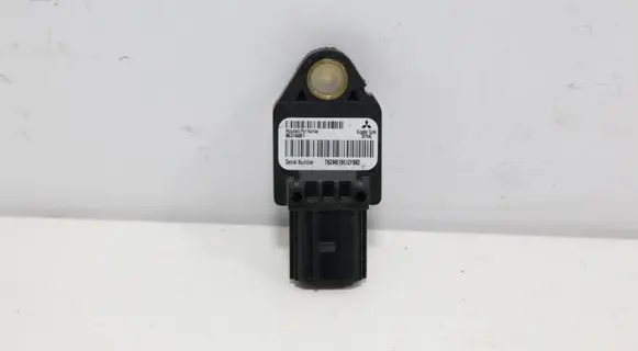 Citroen C-Crosser Airbag deployment crash/impact sensor 8651A001 39754C