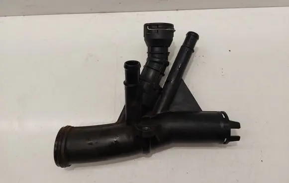 Skoda Octavia Mk3 (5E) Engine coolant pipe/hose 04L121026F 04L121071E