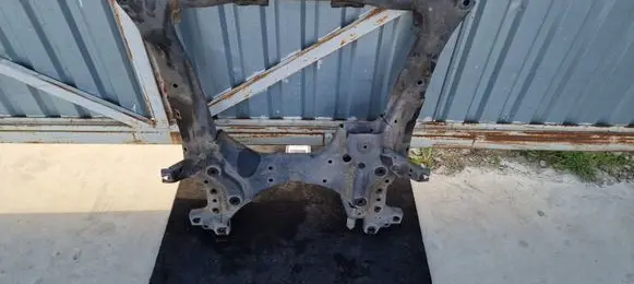 Honda CR-V Front subframe
