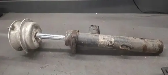 BMW 1 E81 E87 Front shock absorber/damper 6771554