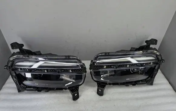 Jeep Avenger Headlights/headlamps set 130032269 52218721 52218717