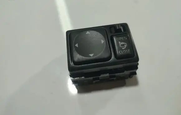 Nissan Micra Wing mirror switch