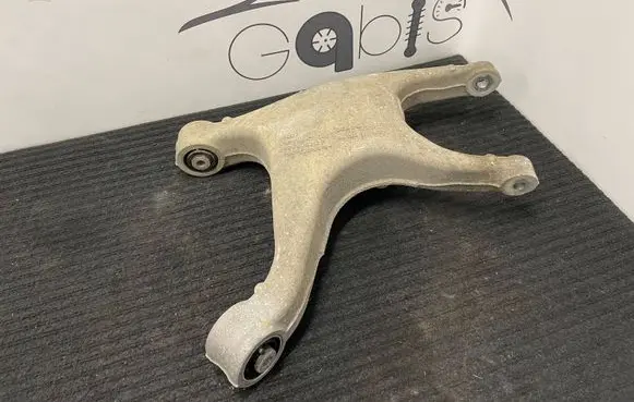 Porsche Macan (95B) Rear upper control arm/wishbone 8R0505312F
