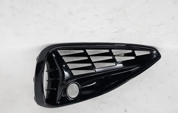 Hyundai i30 Front bumper lower grill 86564-G4510