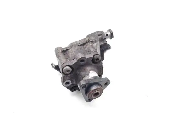 BMW X3 E83 Power steering pump 7652974 345059204