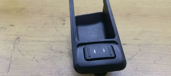Ford Focus Electric window control switch 3M51226A37