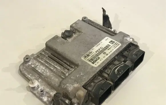 Ford Focus Engine control unit/module 7M5112A650UC 0281012487