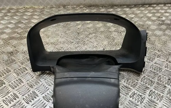 Dashboard trim