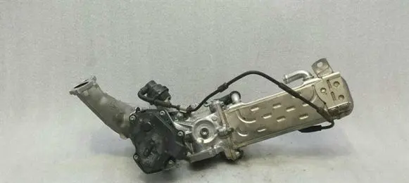 Mercedes-Benz SLK R172 EGR valve cooler A6511400675