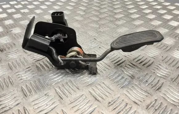 Toyota Corolla Verso AR10 Accelerator throttle pedal