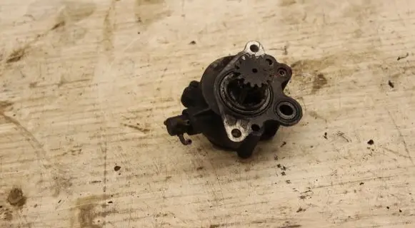 Mitsubishi Pajero Vacuum pump