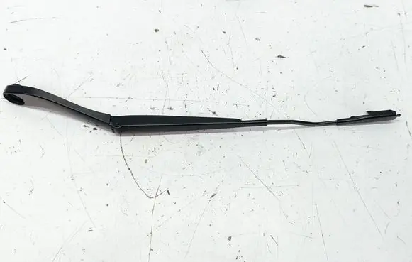 Front wiper blade arm