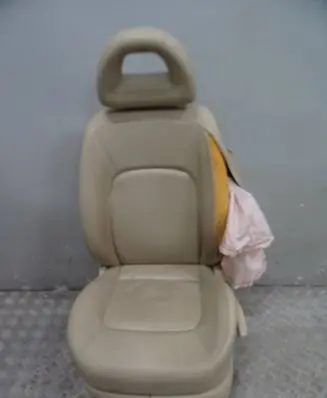 Volkswagen New Beetle Front driver seat 