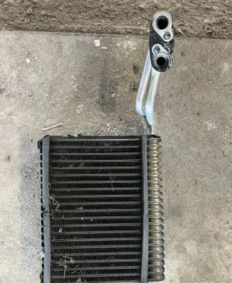 Air conditioning (A/C) radiator (interior)
