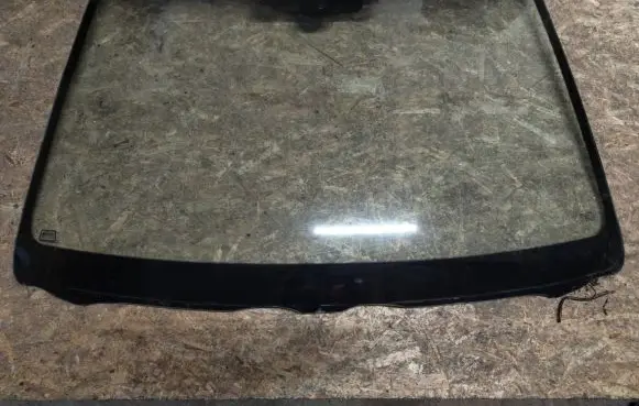 Toyota Avensis T250 Front windscreen/windshield window 43R001531 DOT563AS1M650