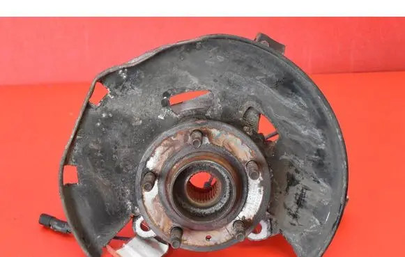 Chevrolet Cruze Front wheel hub spindle knuckle 13502829