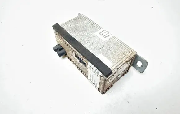 Toyota Avensis T250 Antenna control unit PZ445E933102