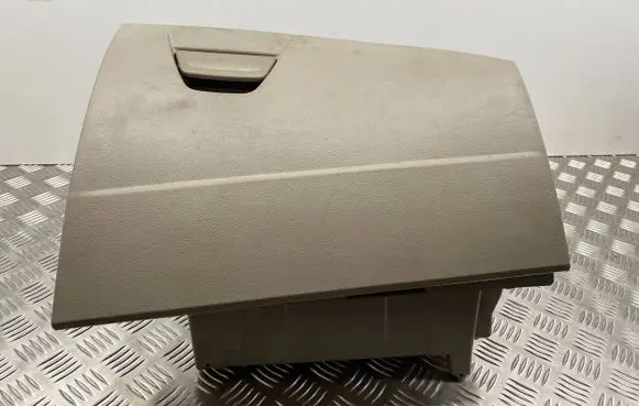 Ford Focus Glove box F1EBA06024CBW F1EBA06044EBW