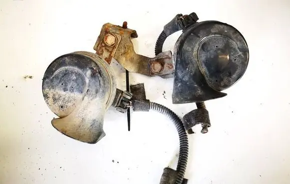 Opel Zafira B Horn signal e1000209
