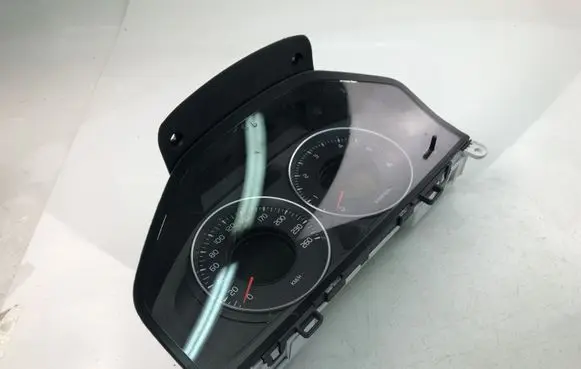 Volvo XC60 Speedometer (instrument cluster) 31343323AA