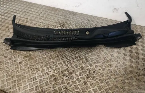 KIA Sportage Wiper trim 861513U000