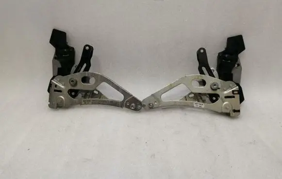 Mercedes-Benz SL R230 Convertible roof hinge A2307901471