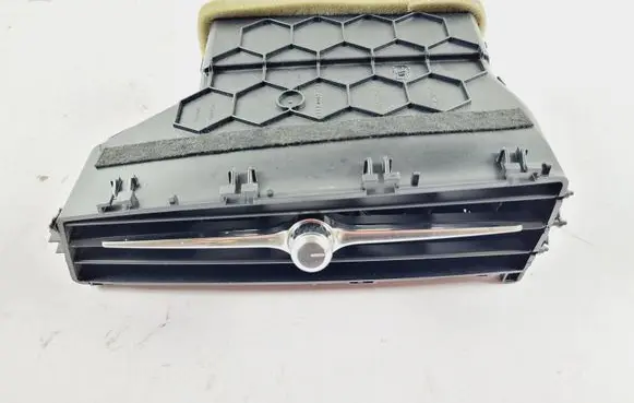 Volvo S90, V90 Dash center air vent grill 31366589