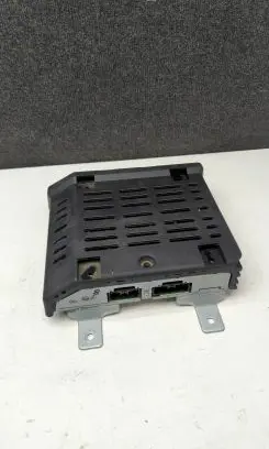 Mitsubishi Outlander Sound amplifier 8701A257