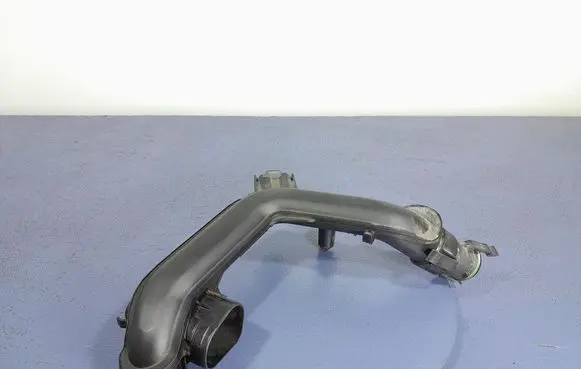 Air intake hose/pipe