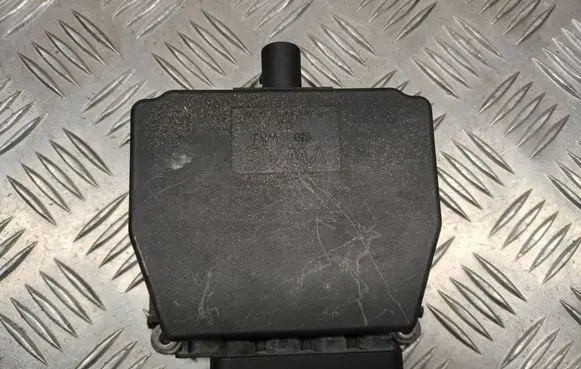 Volkswagen Touran I Vacuum valve 6Q0906625