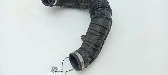Air intake hose/pipe