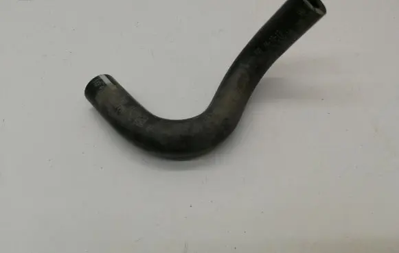 Volkswagen Golf VII Engine coolant pipe/hose 04E108493H